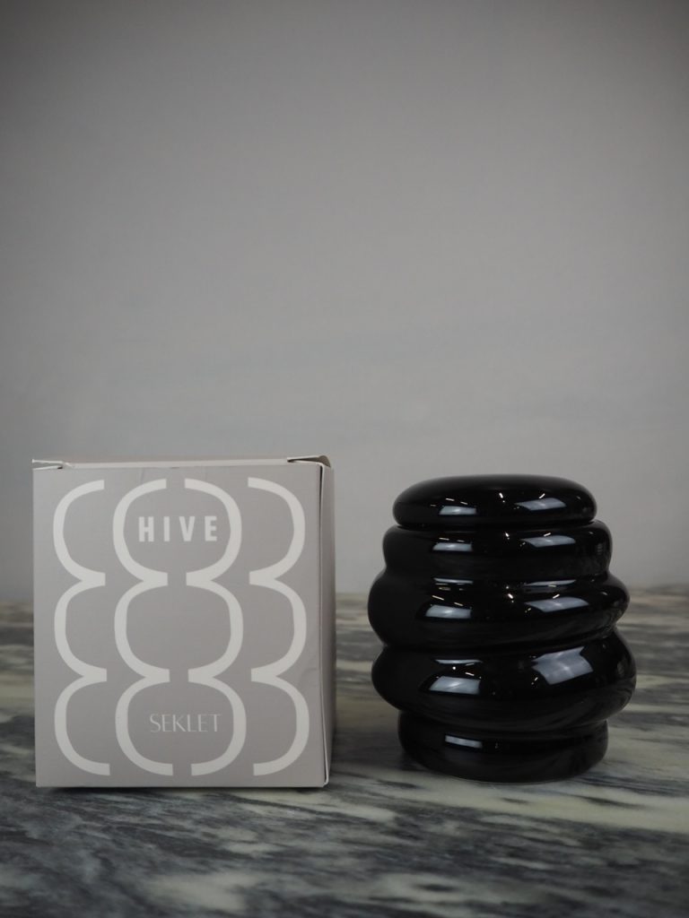 Hive candle the night - Image 11