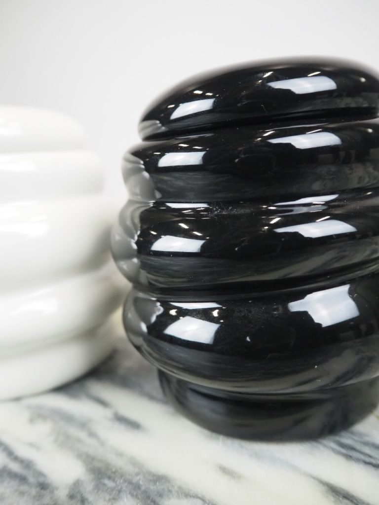 Hive candle the night - Image 26