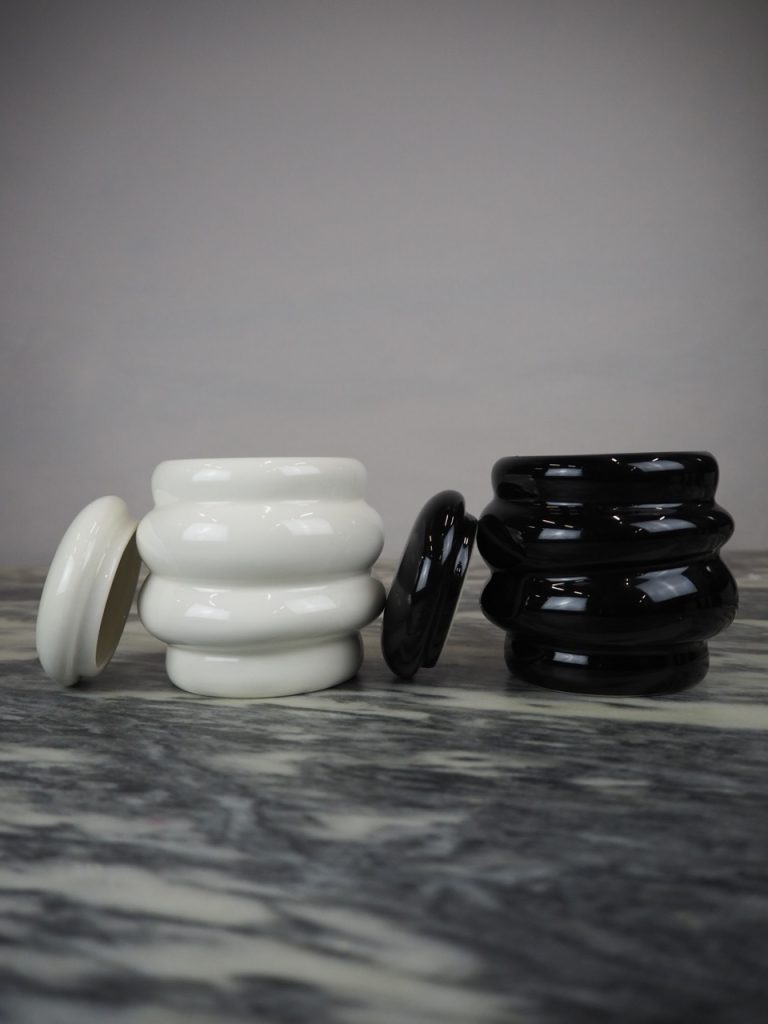 Hive candle the night - Image 31