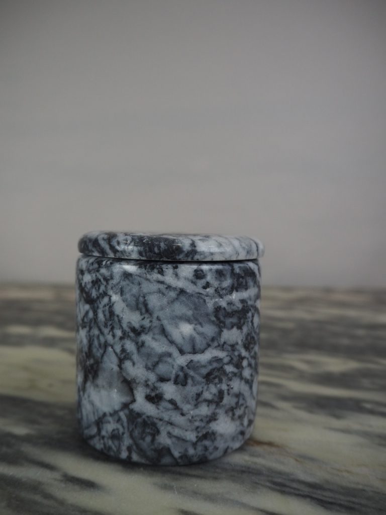 Marble candle Seklet grey - Image 8
