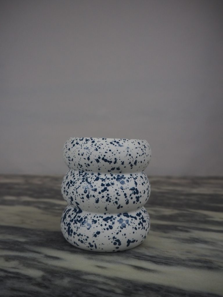 Splash candle blue