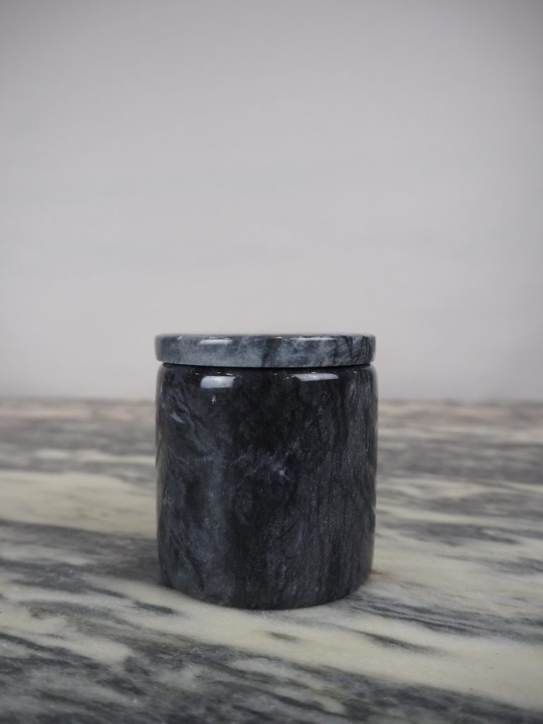 Marble candle Seklet black