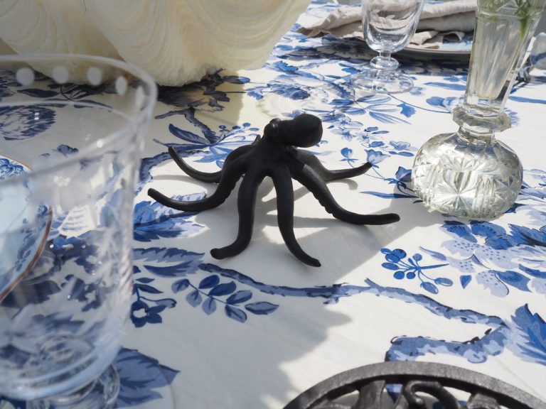 Octupus table black - Image 2