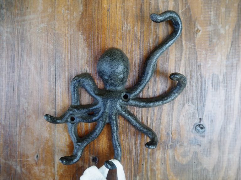 Octavius Octupus hook - Image 3