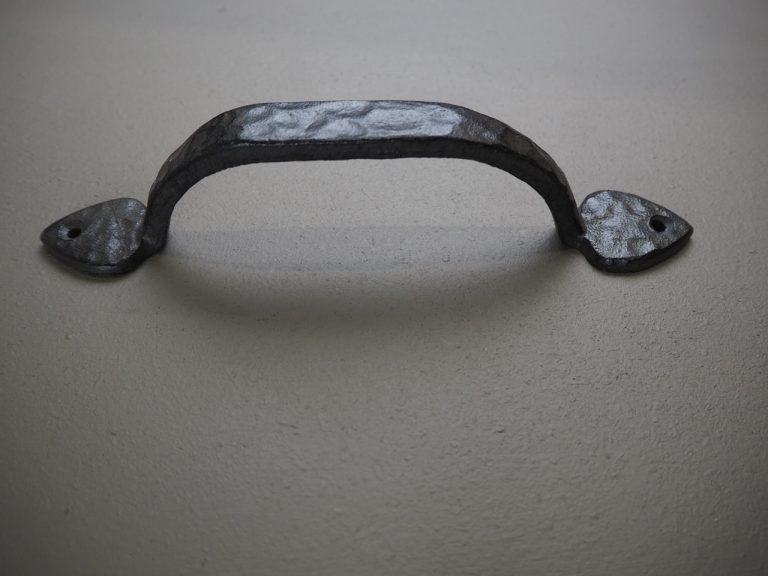 Handle - Image 3