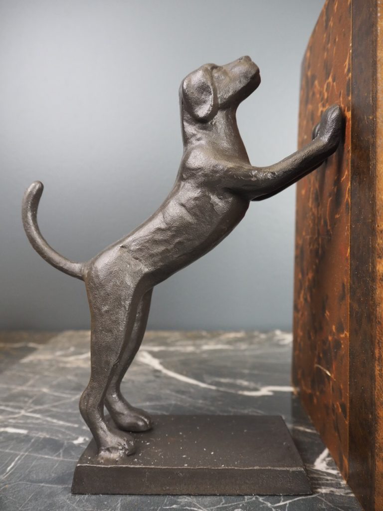 Dog bookend - Image 4