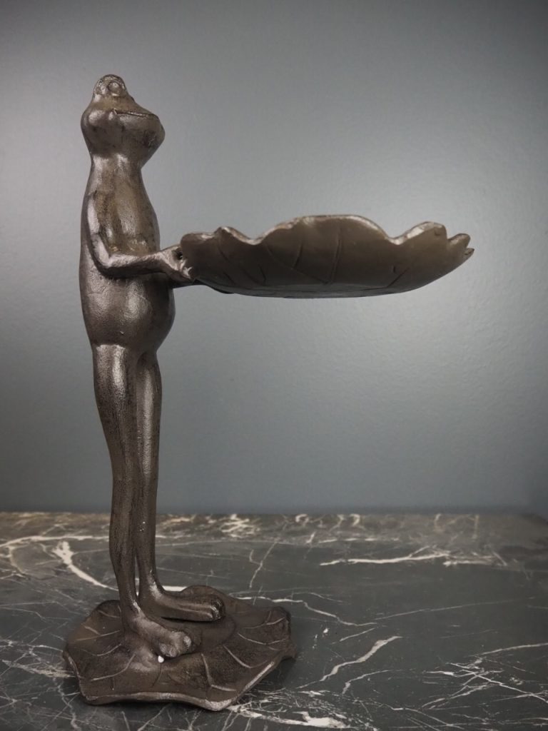 Frog birdfeeder - Image 5