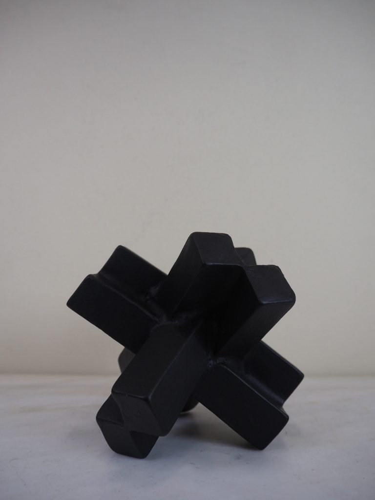 Deco black