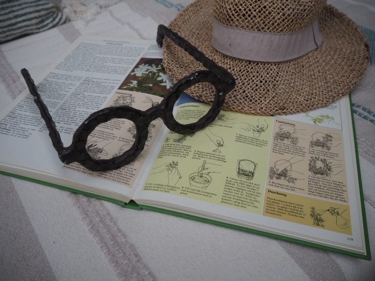 Iron Glasses