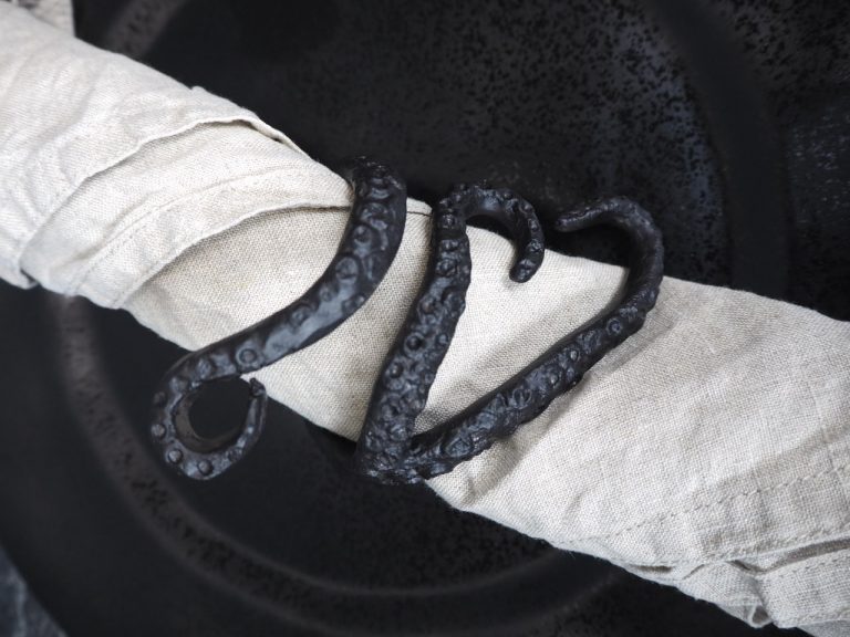 Tentacles napkin ring - Image 5