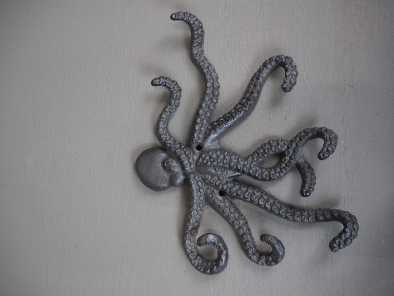 Kraken Octopus Hook - Image 2