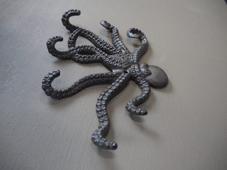 Kraken Octopus Hook - Image 4