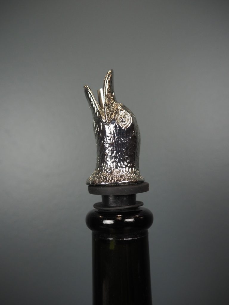Duck wine pourer