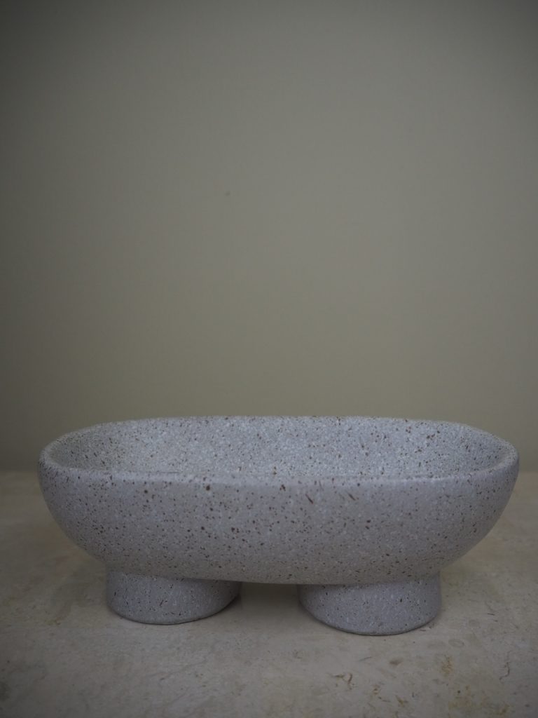 Bowl on foot - Image 2
