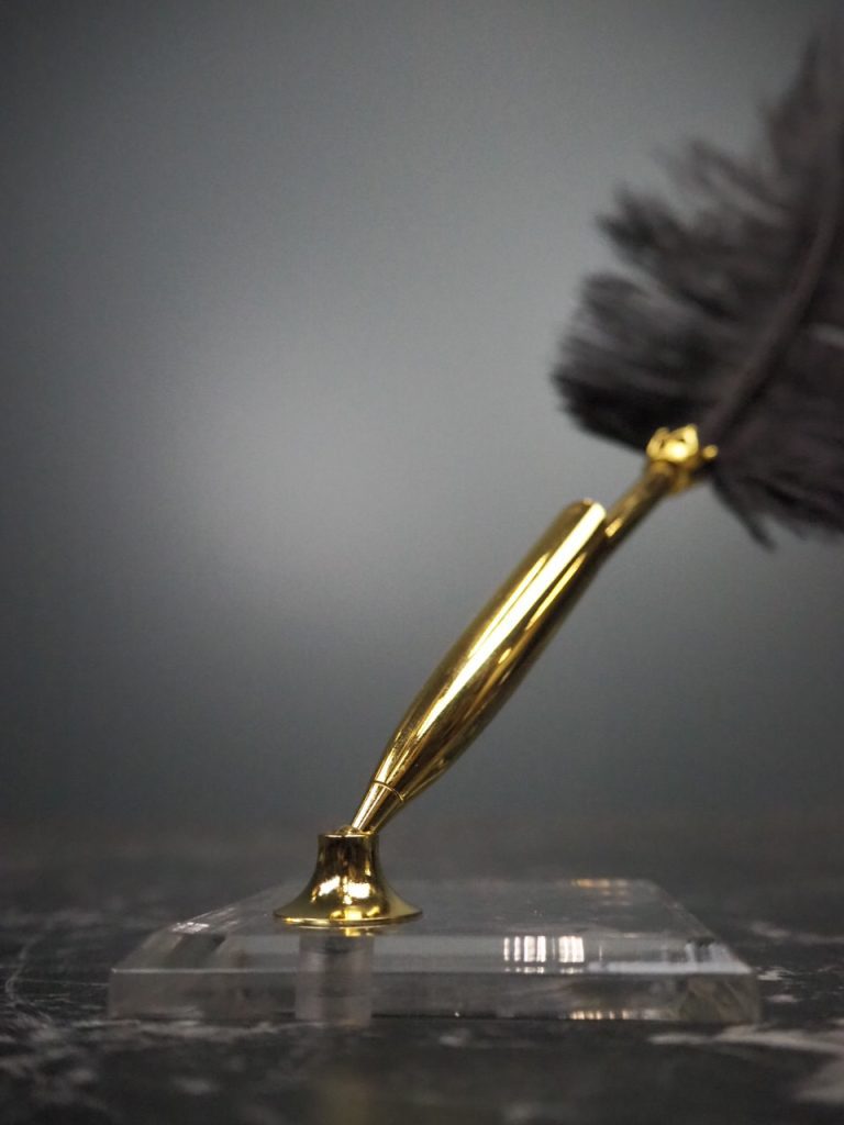 Pen holder w stand - Image 3