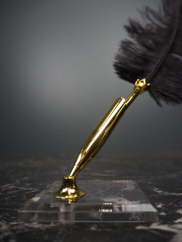 Pen holder w stand - Image 4