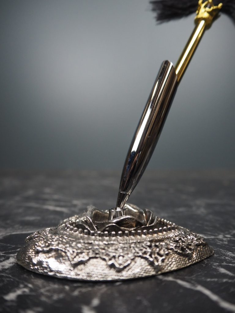 Pen holder - Image 6