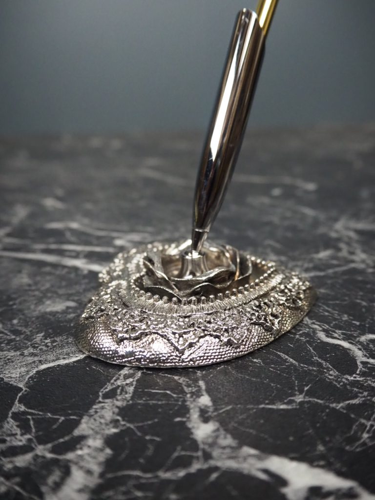 Pen holder - Image 16