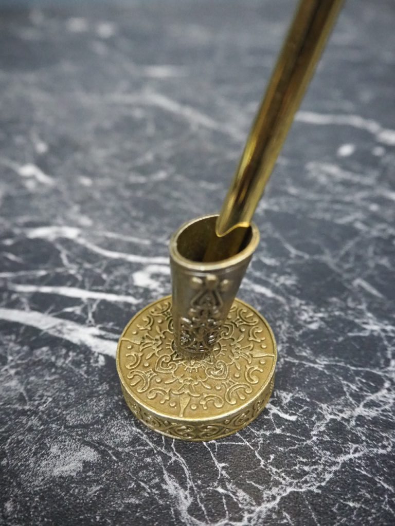 Pen holder - Image 9
