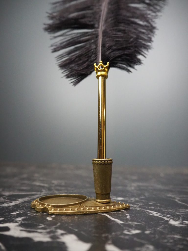 Pen holder - Image 2