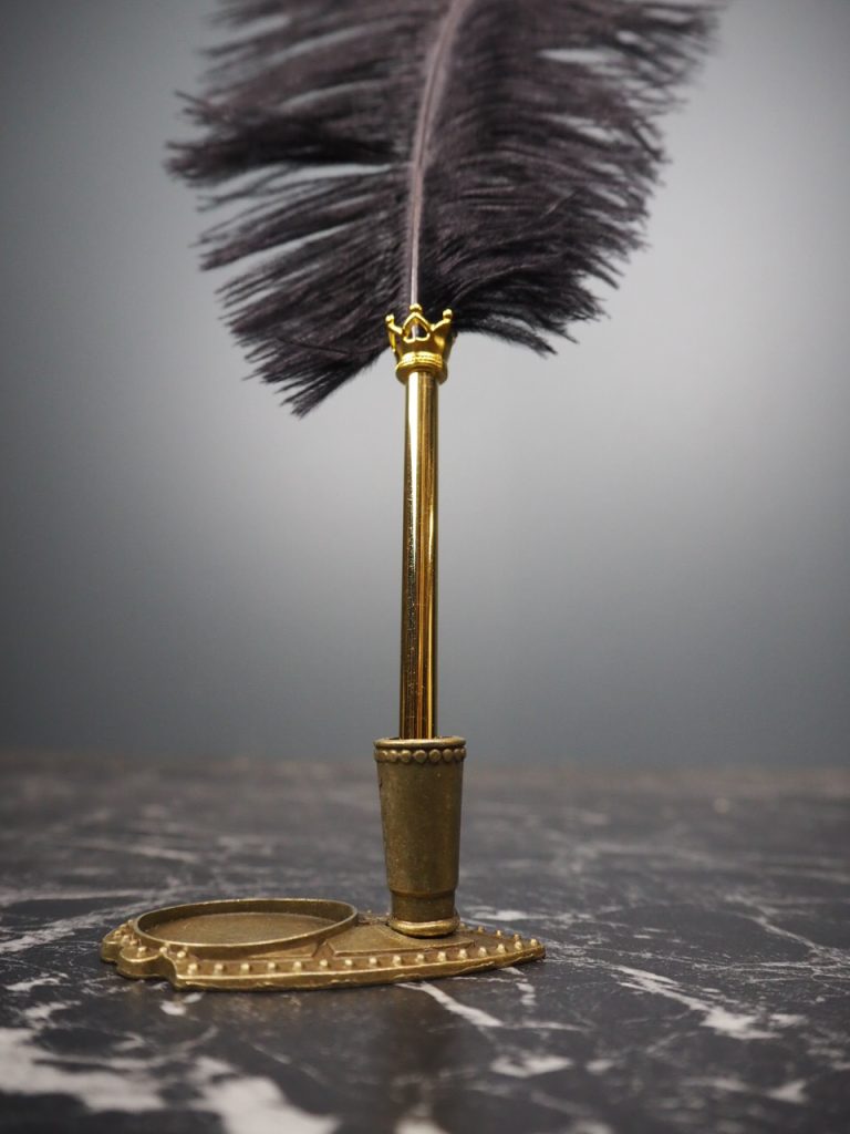 Pen holder - Image 3