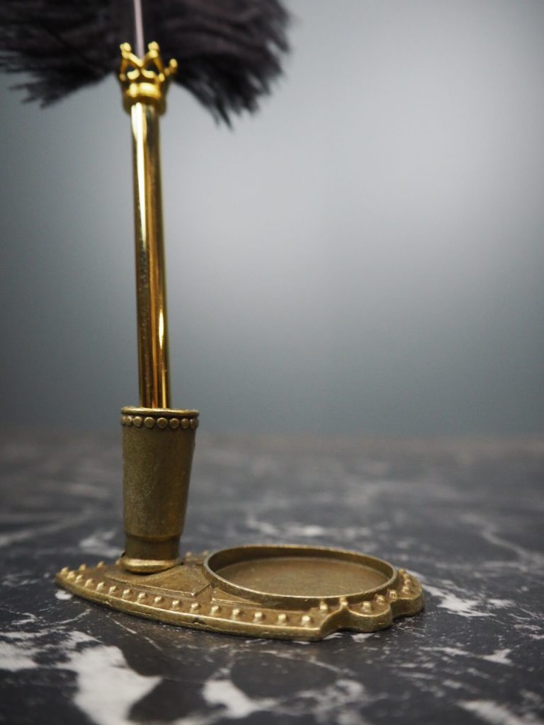 Pen holder - Image 12