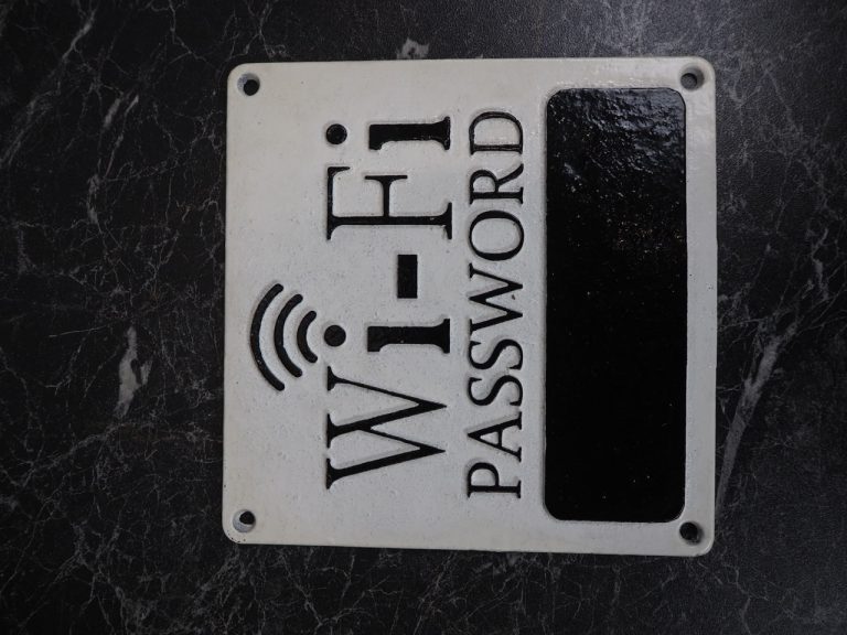 6.5" WI-FI Sign - Image 2
