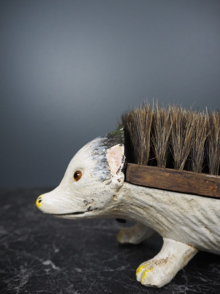 Hedgehog Foot Brush With Glass Eyes - Image 3