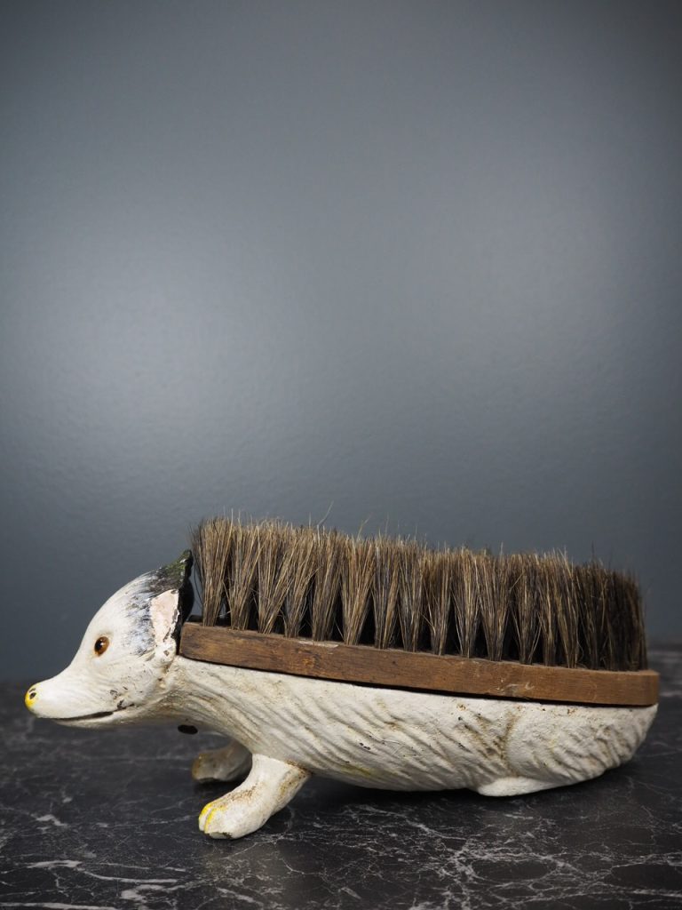 Hedgehog Foot Brush With Glass Eyes - Image 4