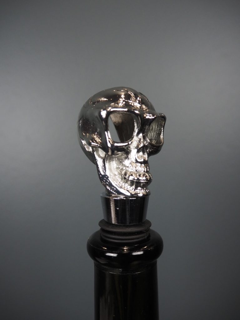 Skull wine stopper - Image 3