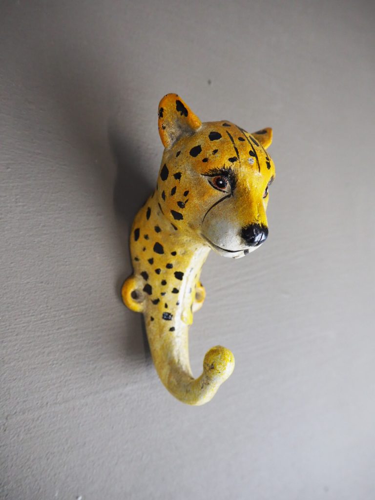 Cheetah Hook