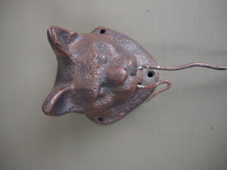 Cat & Mouse Door Knocker - Image 3