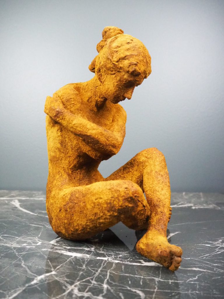 Alora rusty