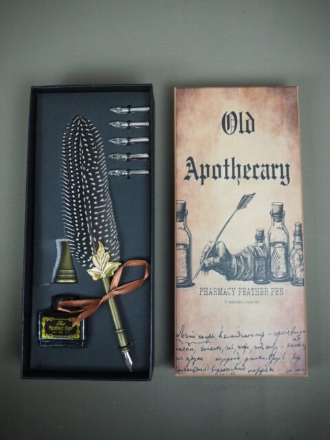 Old apothecary pen set