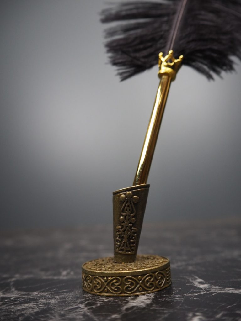 Pen holder