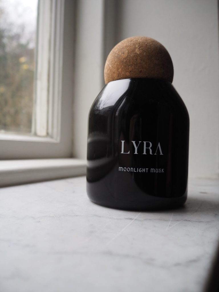 Lyra Ball Candle - Image 2