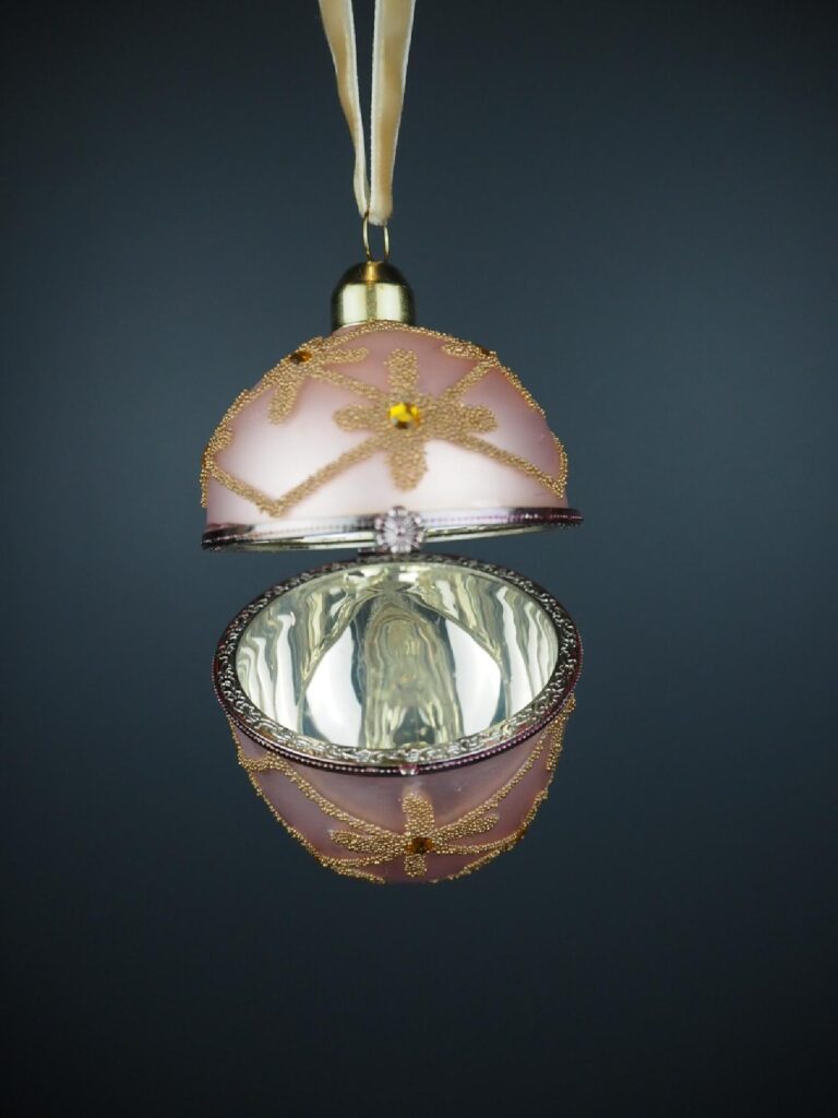 Glass egg box pink - Image 2