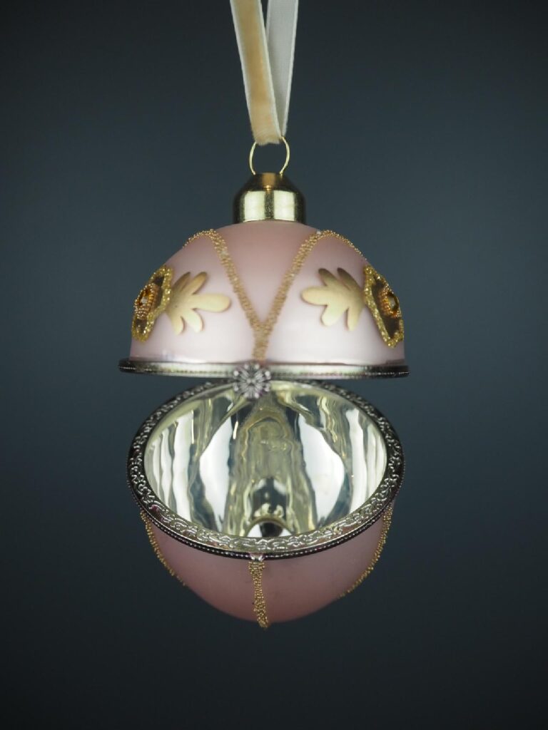 Glass egg box pink - Image 2