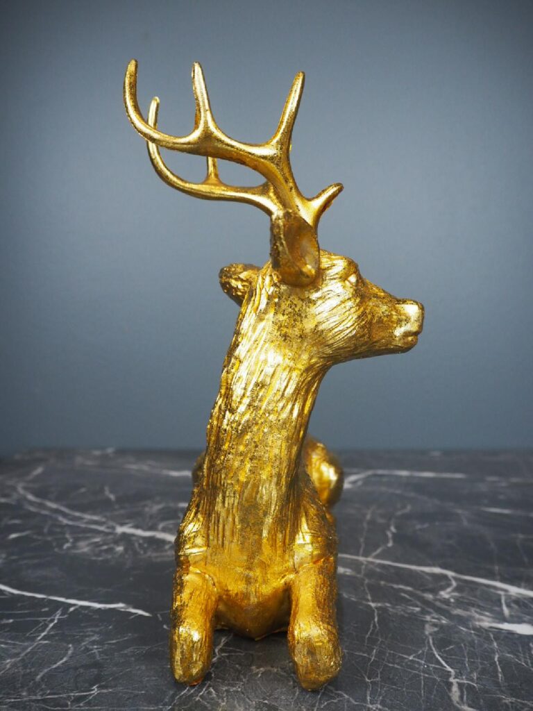 Deer lying - Image 3