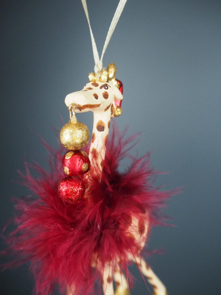 Long legged giraffe ball white - Image 2