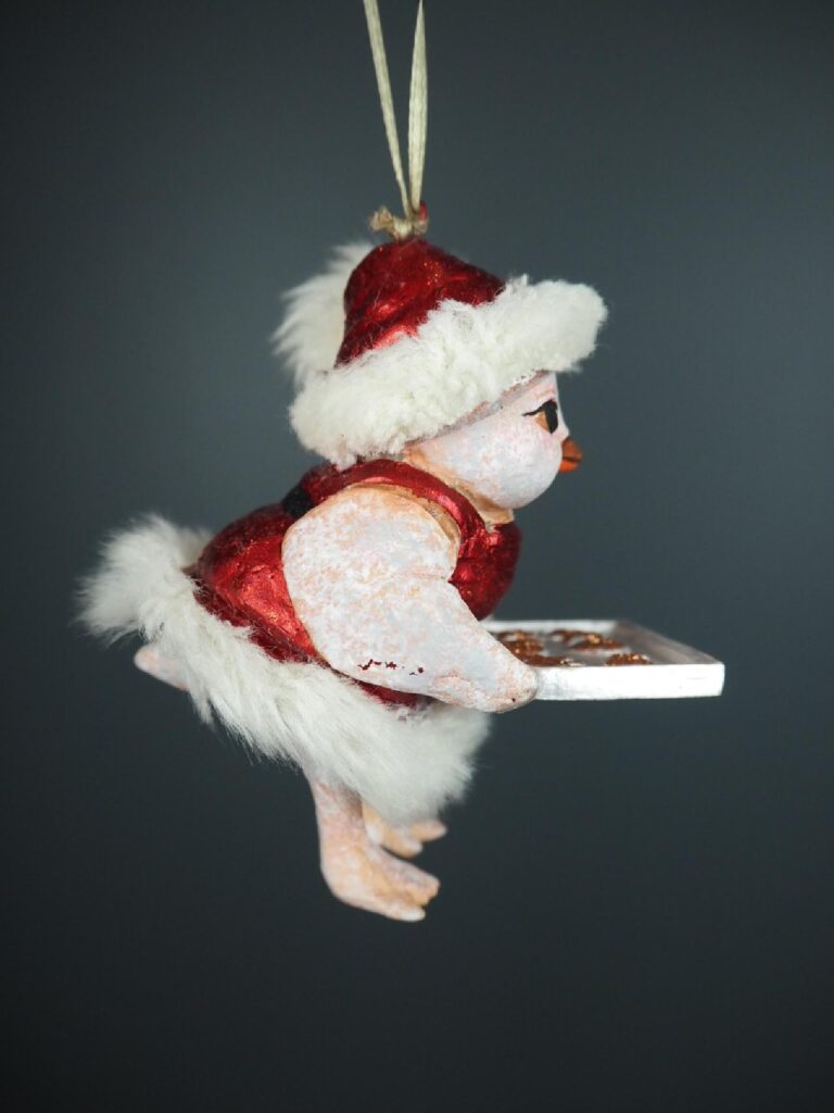 Baker chick red furn hat - Image 2