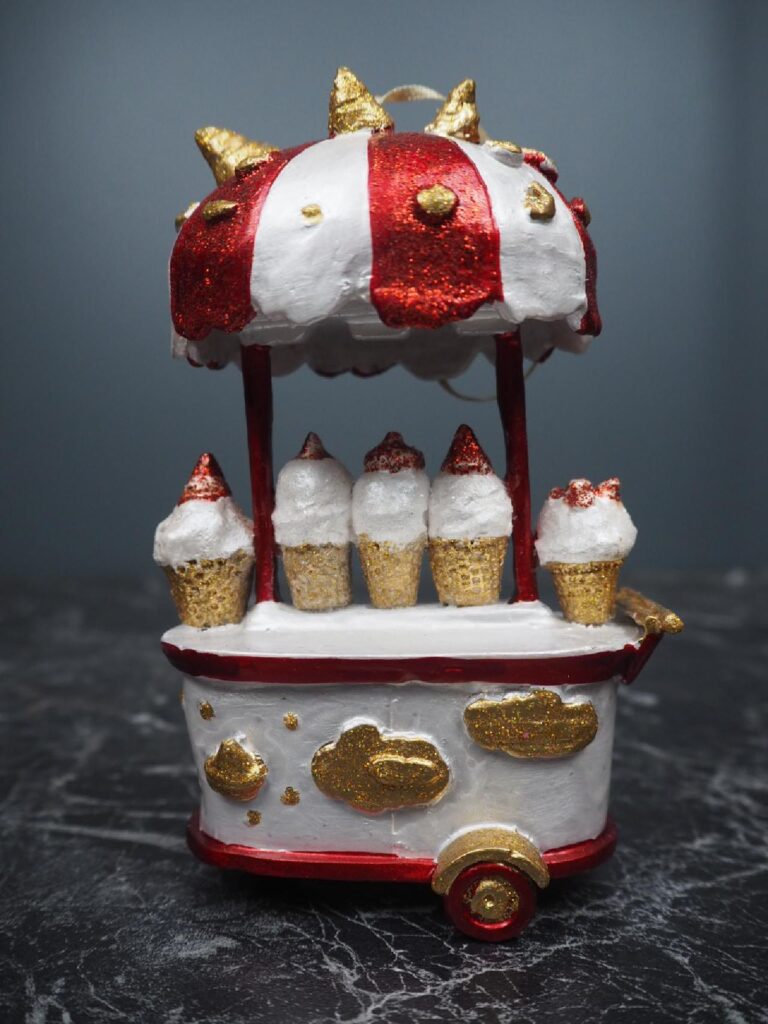 Ice cream cart red/pw/gold orn - Image 2