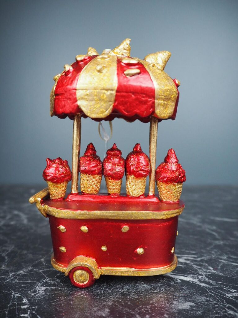 Ice cream cart red/gold orn - Image 3