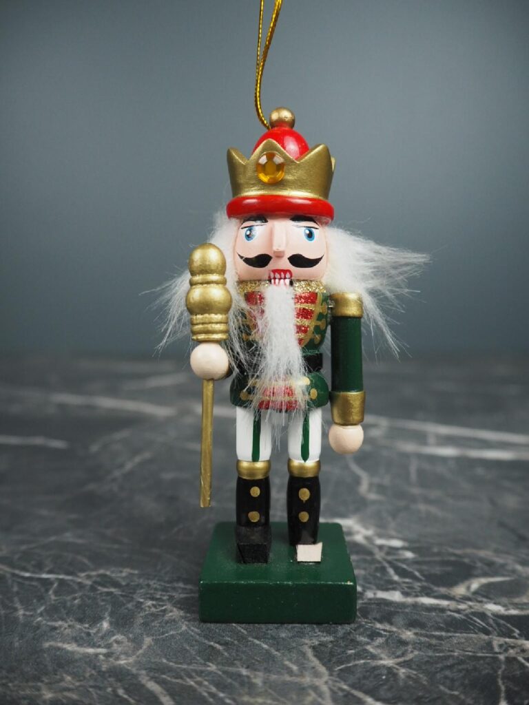Nutcracker hanging - Image 2