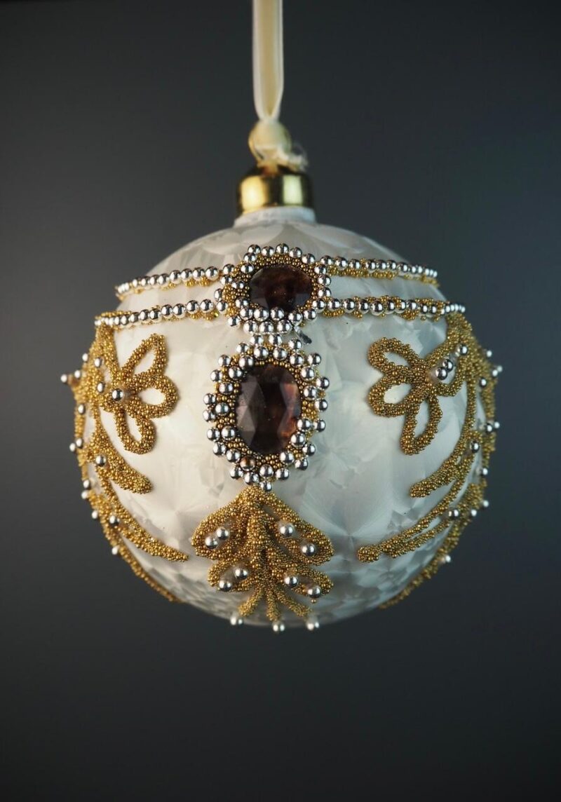 Glass ball 10 cm white