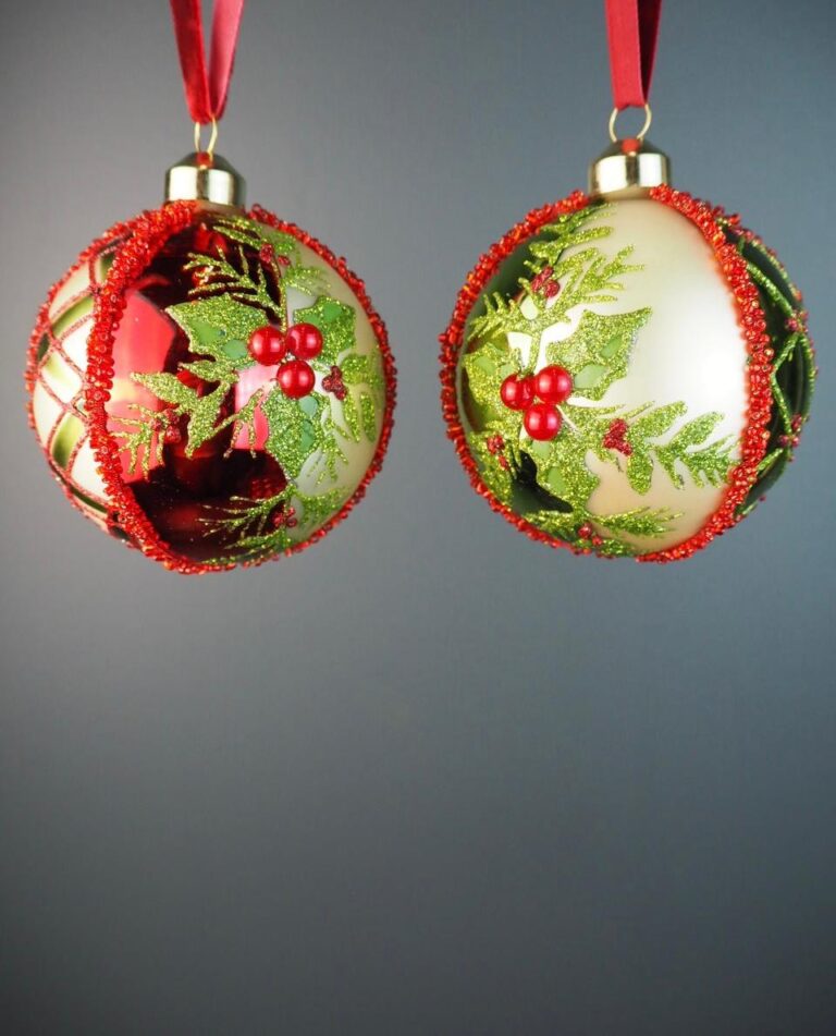 Glass ball poinsettia 2 ass