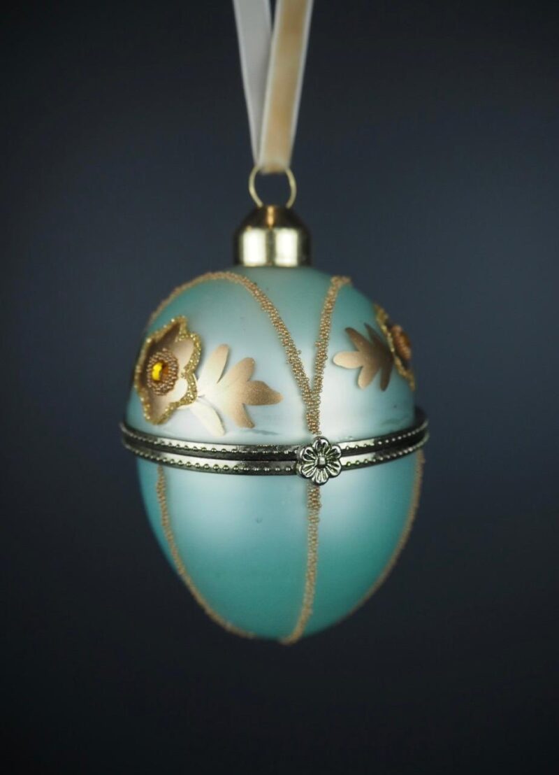 Glass egg box blue