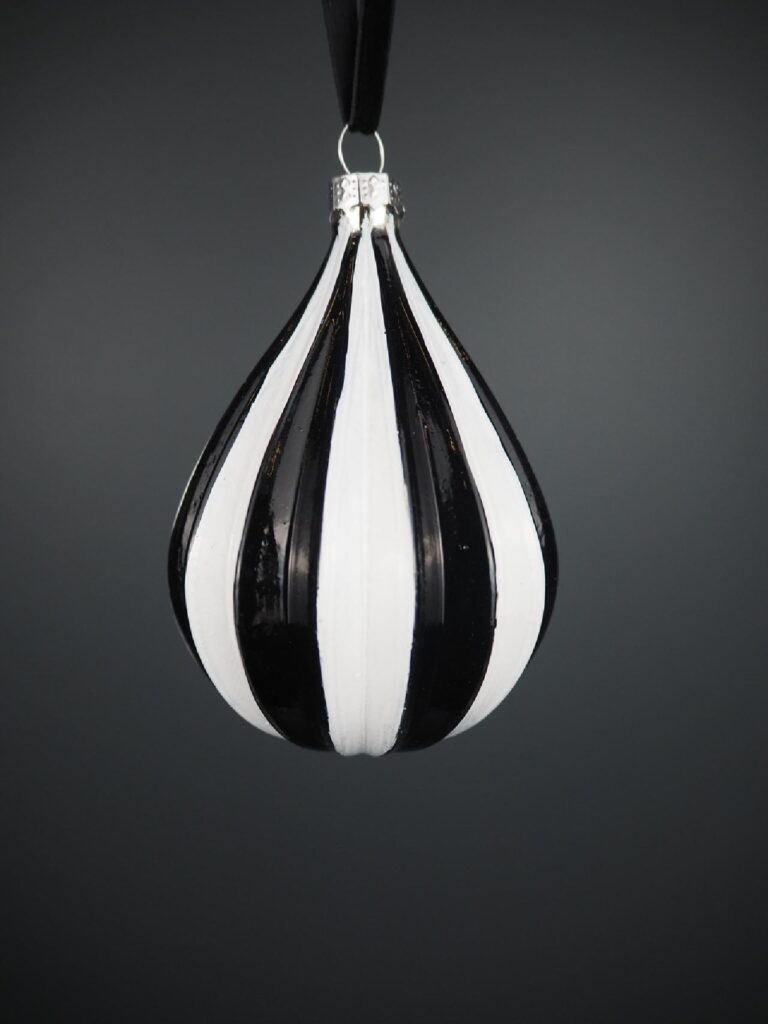 Glass ball black/white
