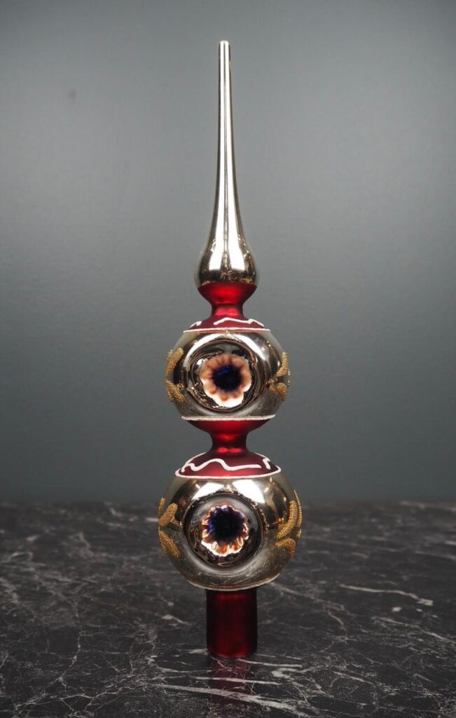 Glass tree topper reflect