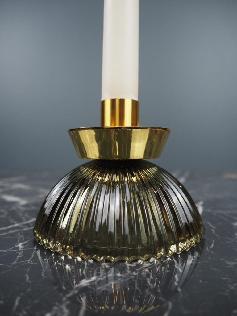 Glass candle holder